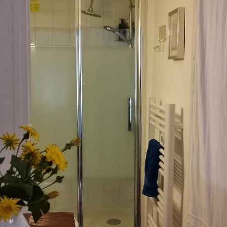 Ana'S Guest House Chambres D'Hotes Aups Bagian luar foto