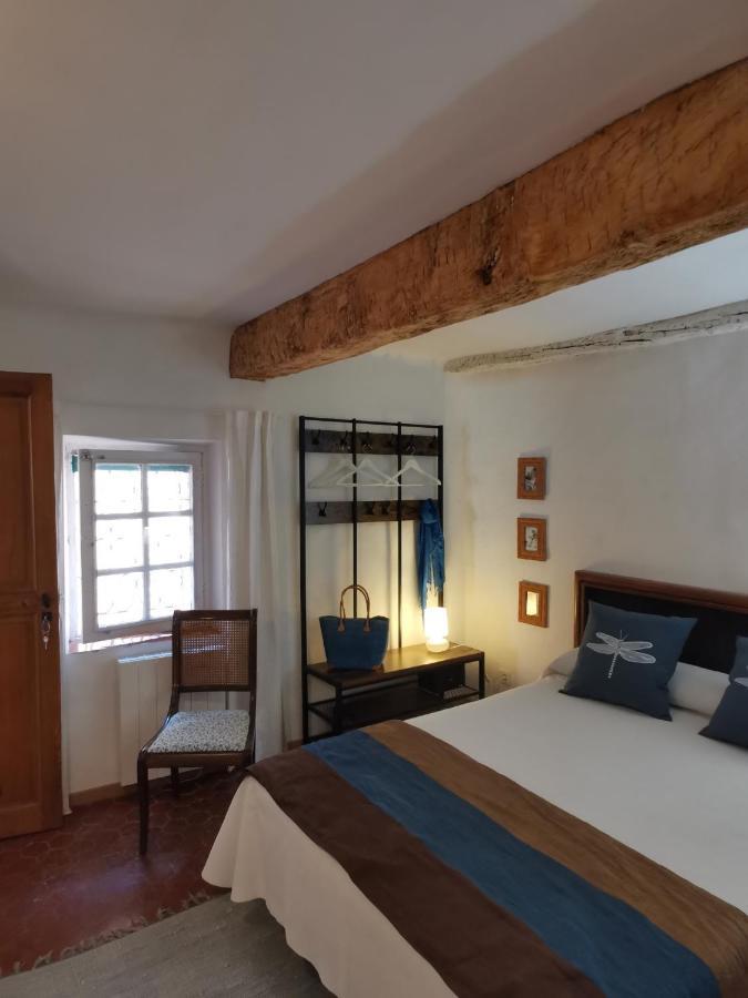 Ana'S Guest House Chambres D'Hotes Aups Bagian luar foto